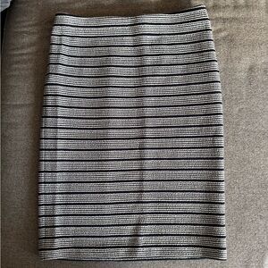 Loft pencil skirt, like new